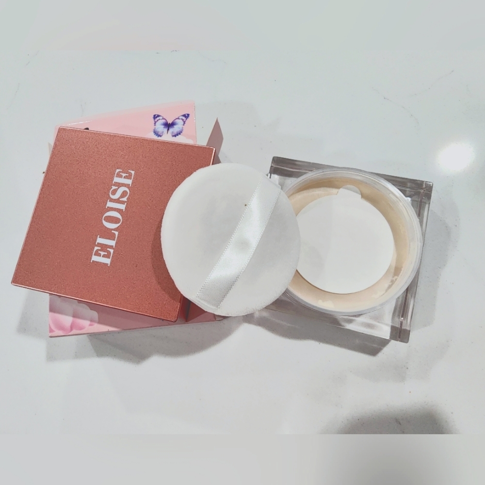 Eloise Flawless Loose Setting Powder in Vanilla NIB